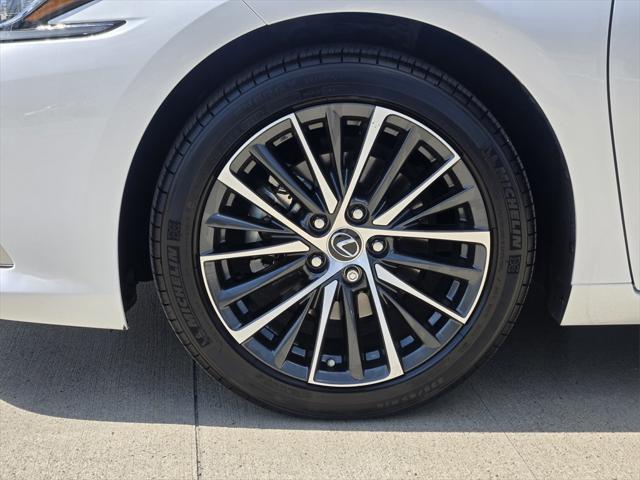 used 2024 Lexus ES 350 car, priced at $43,777