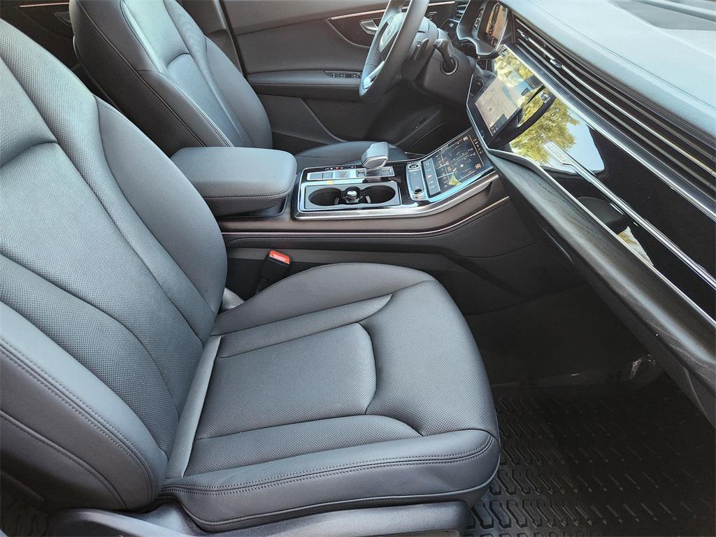 used 2023 Audi Q7 car, priced at $40,720