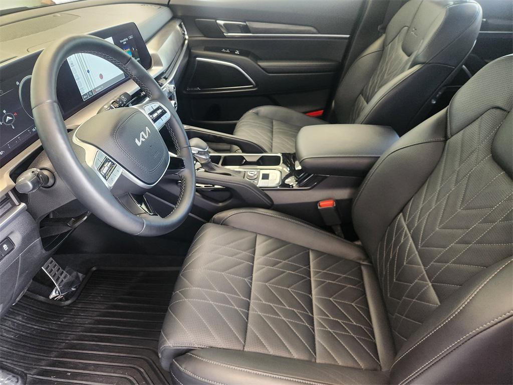 used 2025 Kia Telluride car, priced at $50,888
