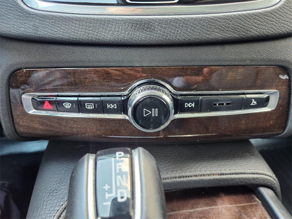 used 2018 Volvo XC90 car, priced at $20,888