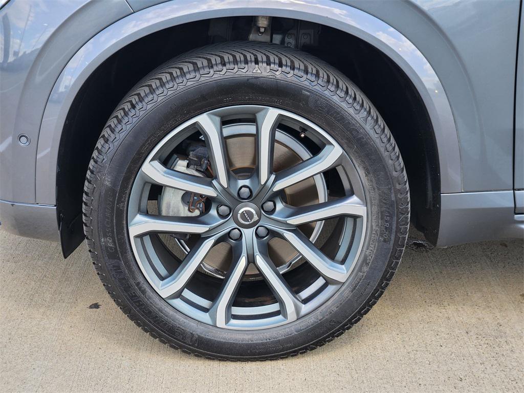 used 2018 Volvo XC90 car, priced at $20,888