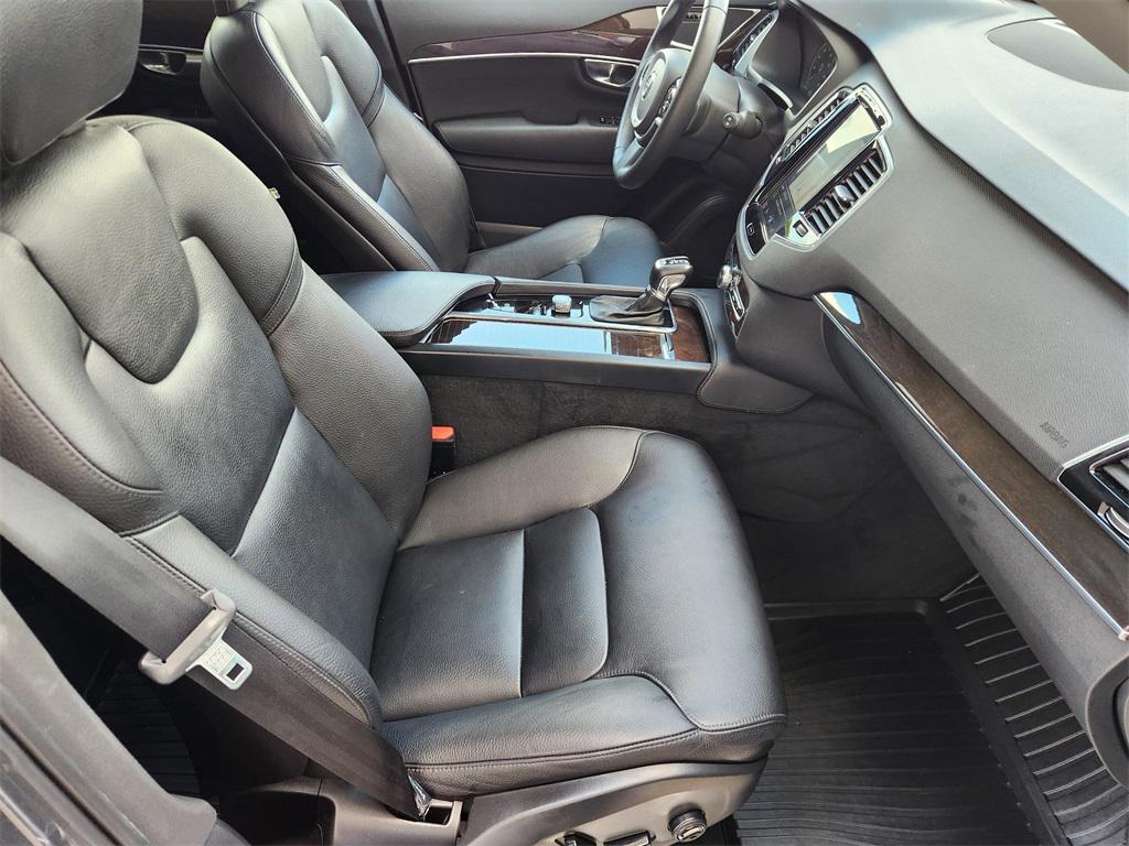 used 2018 Volvo XC90 car, priced at $20,888