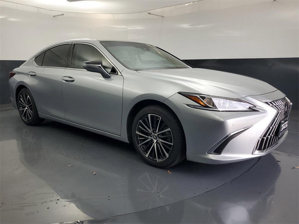 used 2024 Lexus ES 350 car, priced at $43,777