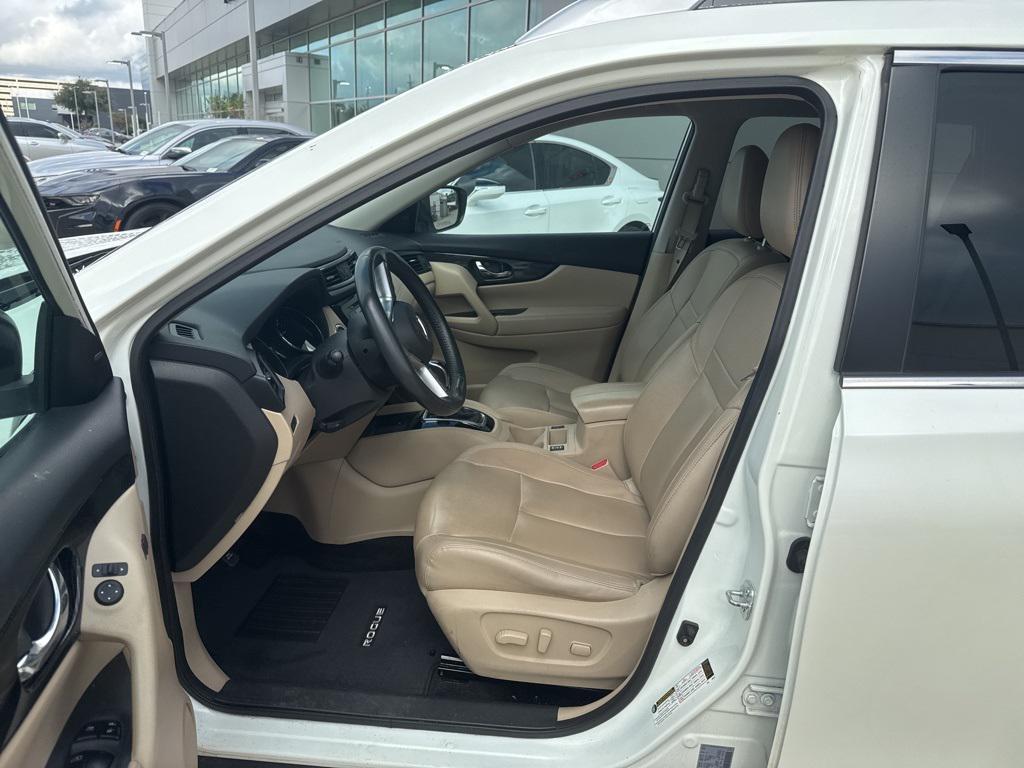 used 2017 Nissan Rogue car, priced at $11,888