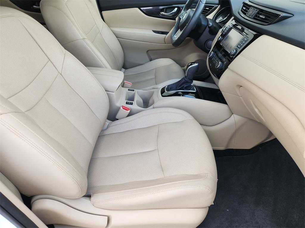 used 2017 Nissan Rogue car, priced at $11,888