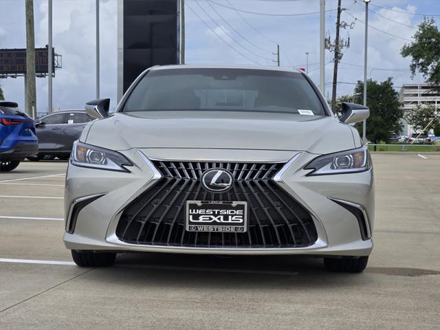 used 2025 Lexus ES 350 car, priced at $45,777