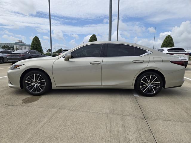 used 2025 Lexus ES 350 car, priced at $45,777