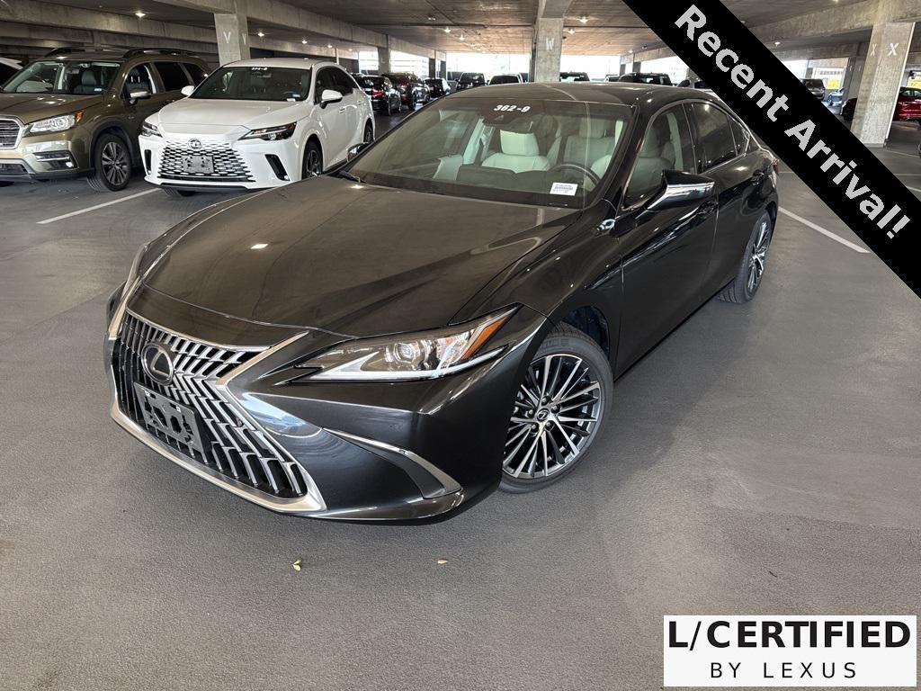 used 2025 Lexus ES 350 car, priced at $45,777