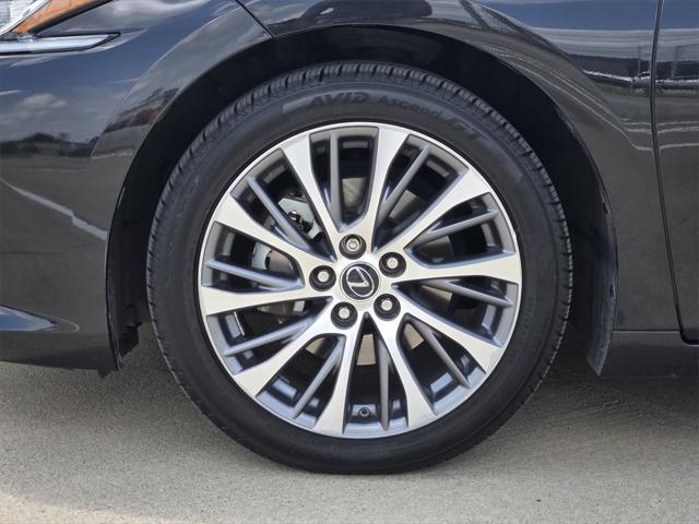 used 2022 Lexus ES 350 car, priced at $38,888