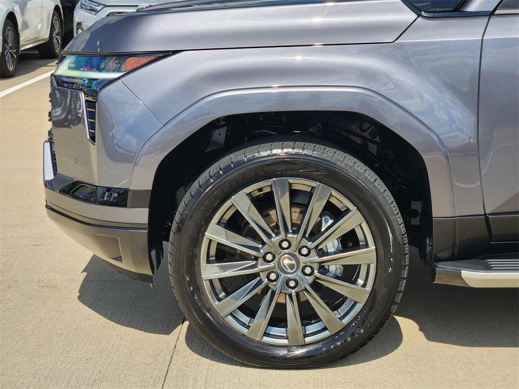 used 2024 Lexus GX 550 car, priced at $91,888