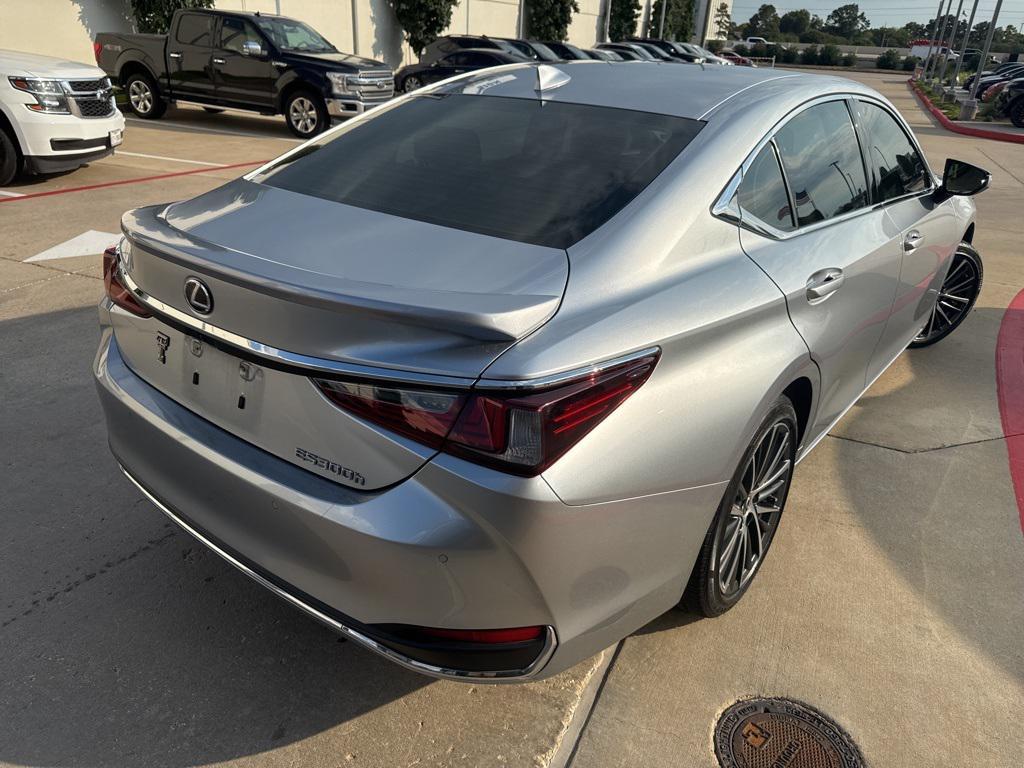 used 2023 Lexus ES 300h car, priced at $42,888