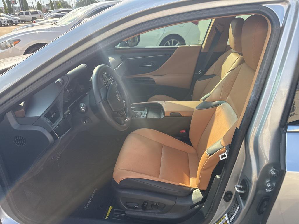 used 2023 Lexus ES 300h car, priced at $42,888