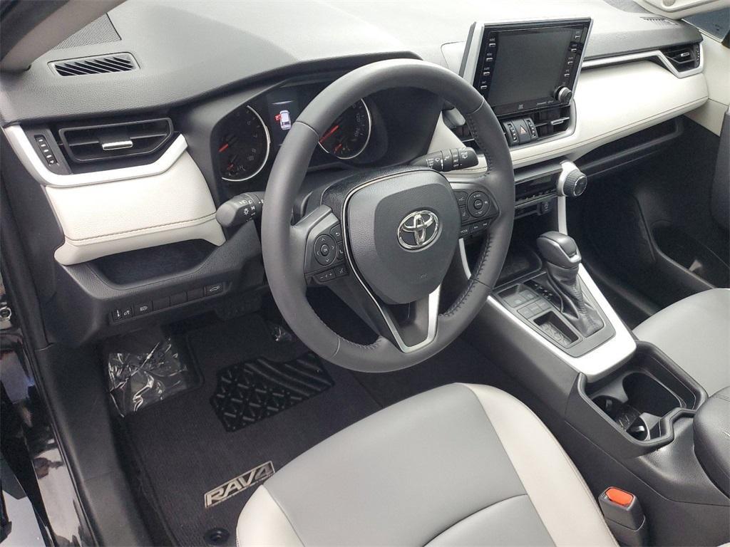 used 2020 Toyota RAV4 car, priced at $29,777