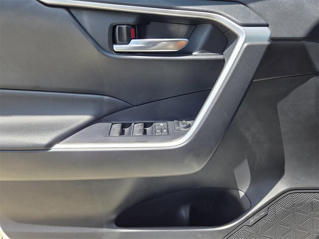 used 2020 Toyota RAV4 car, priced at $23,777