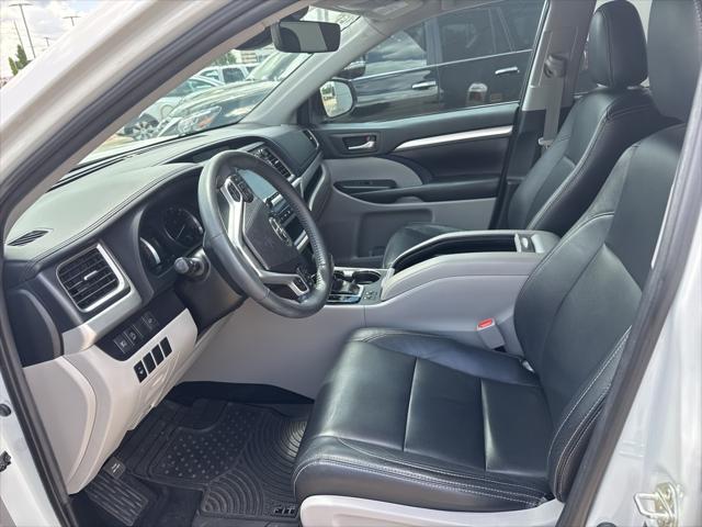 used 2019 Toyota Highlander car, priced at $31,888