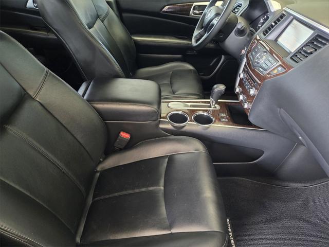 used 2013 Nissan Pathfinder car