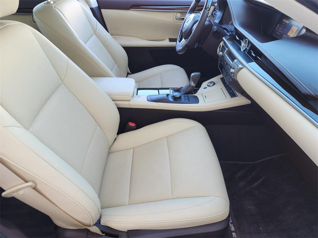 used 2016 Lexus ES 350 car, priced at $22,888