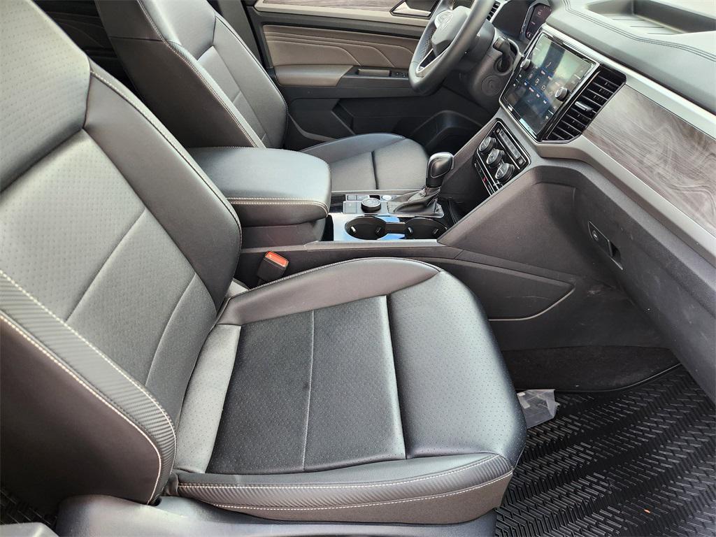 used 2022 Volkswagen Atlas Cross Sport car, priced at $25,051