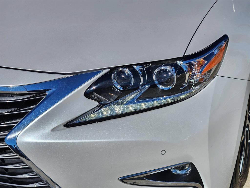 used 2018 Lexus ES 350 car, priced at $25,888
