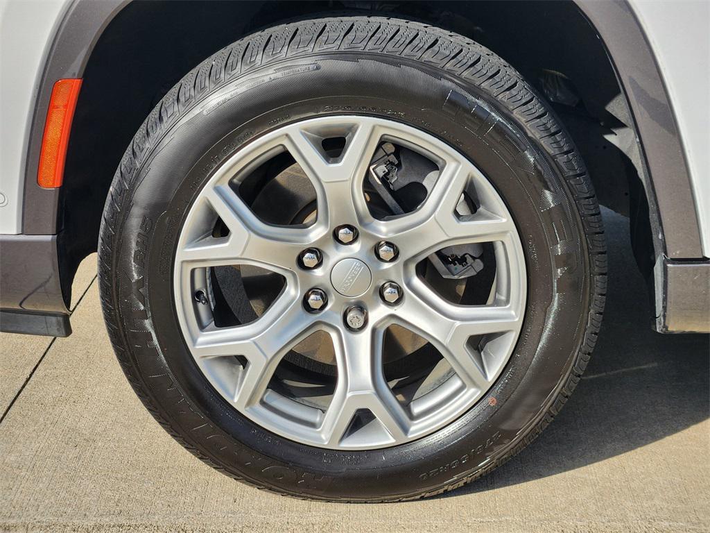 used 2022 Jeep Wagoneer car, priced at $37,888