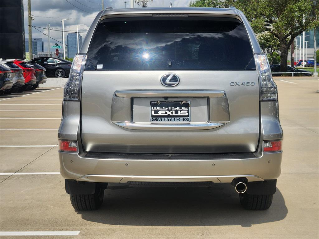 used 2022 Lexus GX 460 car, priced at $57,888