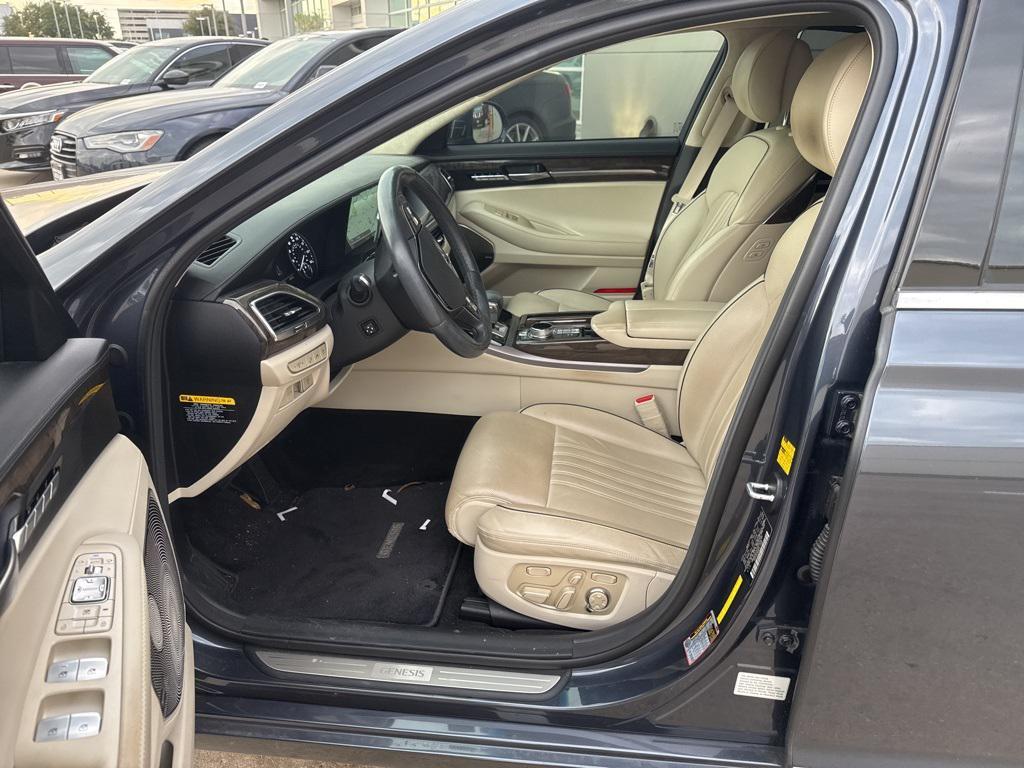 used 2017 Genesis G90 car, priced at $23,888