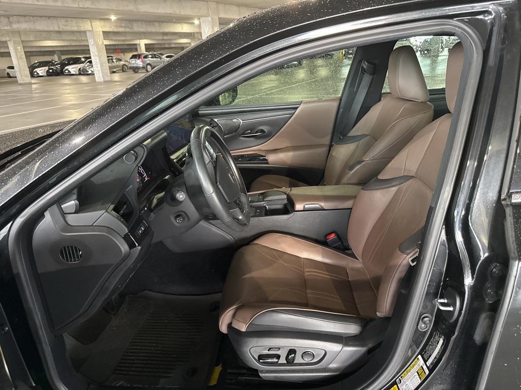 used 2022 Lexus ES 350 car, priced at $45,888