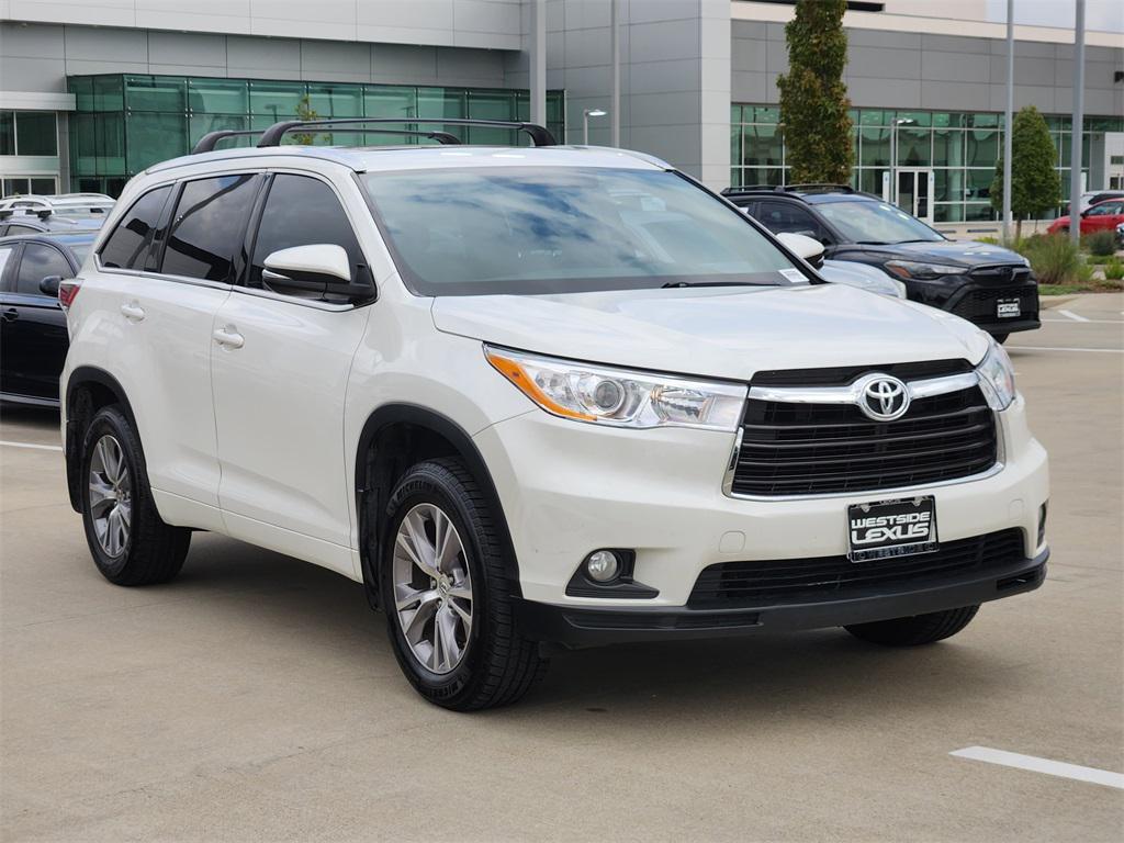 used 2015 Toyota Highlander car, priced at $16,888