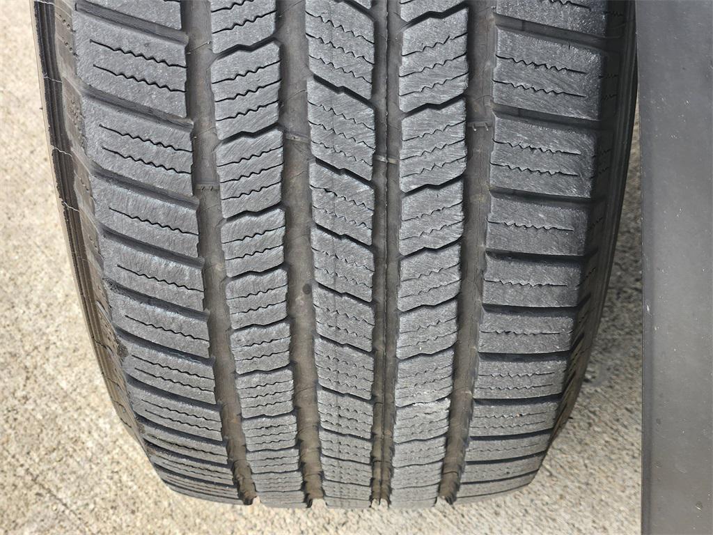 used 2015 Toyota Highlander car, priced at $16,888