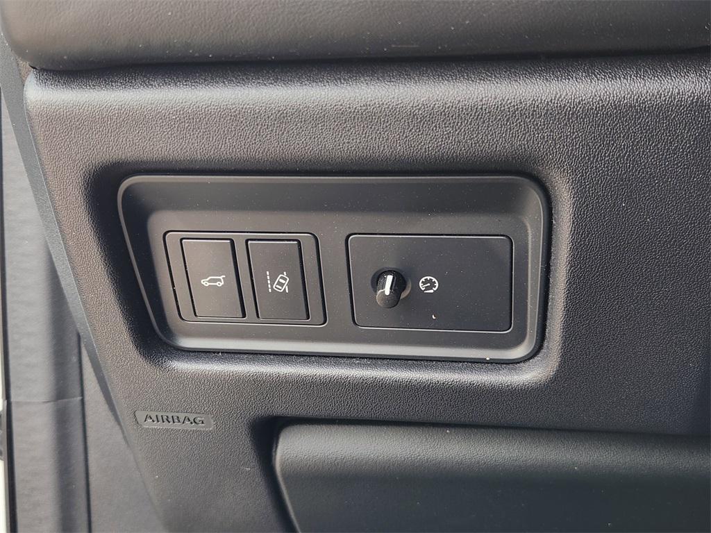 used 2018 Land Rover Discovery Sport car, priced at $15,888