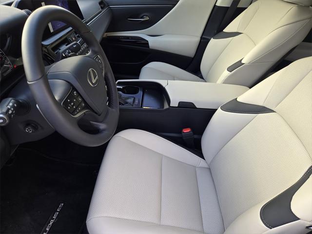 used 2025 Lexus ES 350 car, priced at $45,777