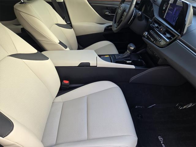 used 2025 Lexus ES 350 car, priced at $45,777