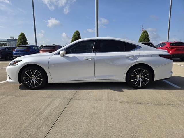 used 2025 Lexus ES 350 car, priced at $45,777