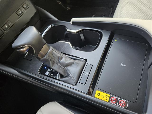 used 2025 Lexus ES 350 car, priced at $45,777