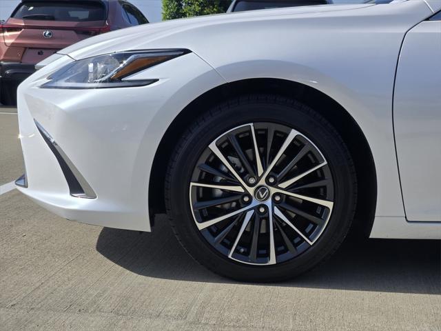 used 2025 Lexus ES 350 car, priced at $45,777