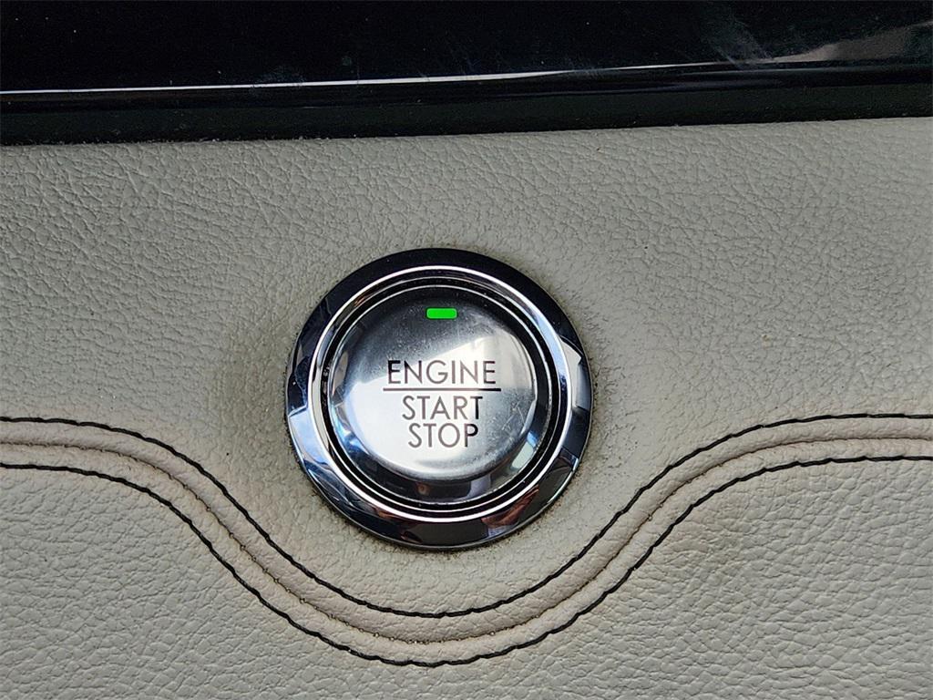 used 2019 Lincoln Navigator L car, priced at $29,888