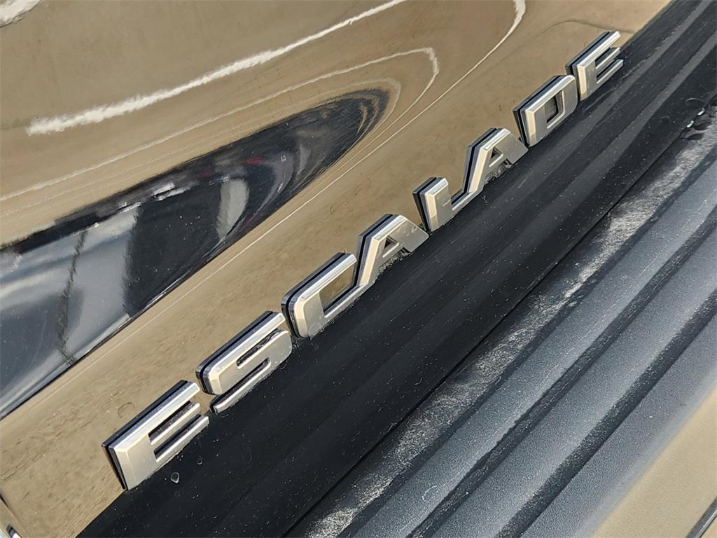 used 2020 Cadillac Escalade car, priced at $34,288