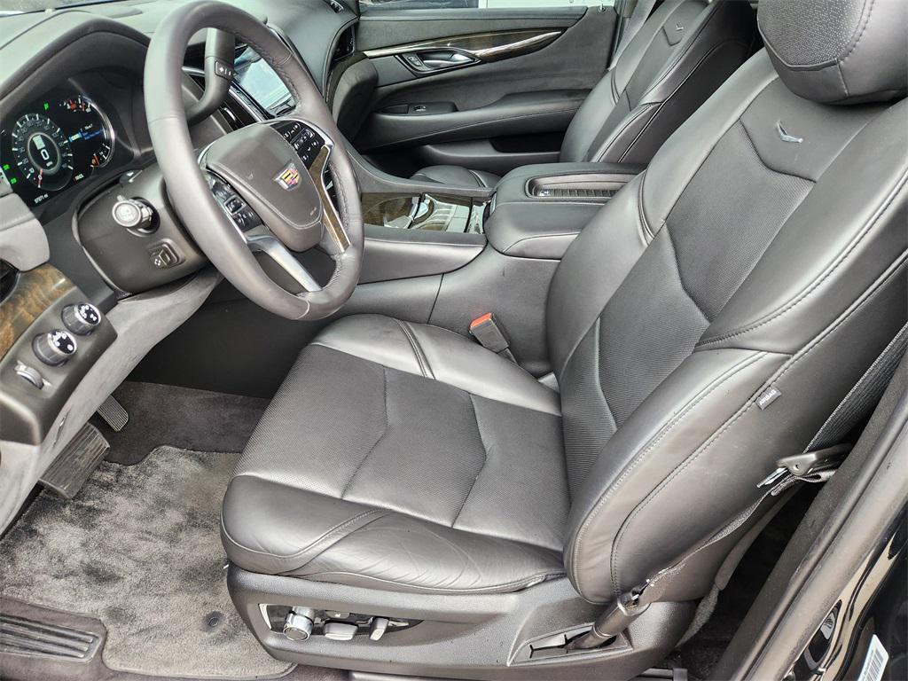 used 2020 Cadillac Escalade car, priced at $34,288