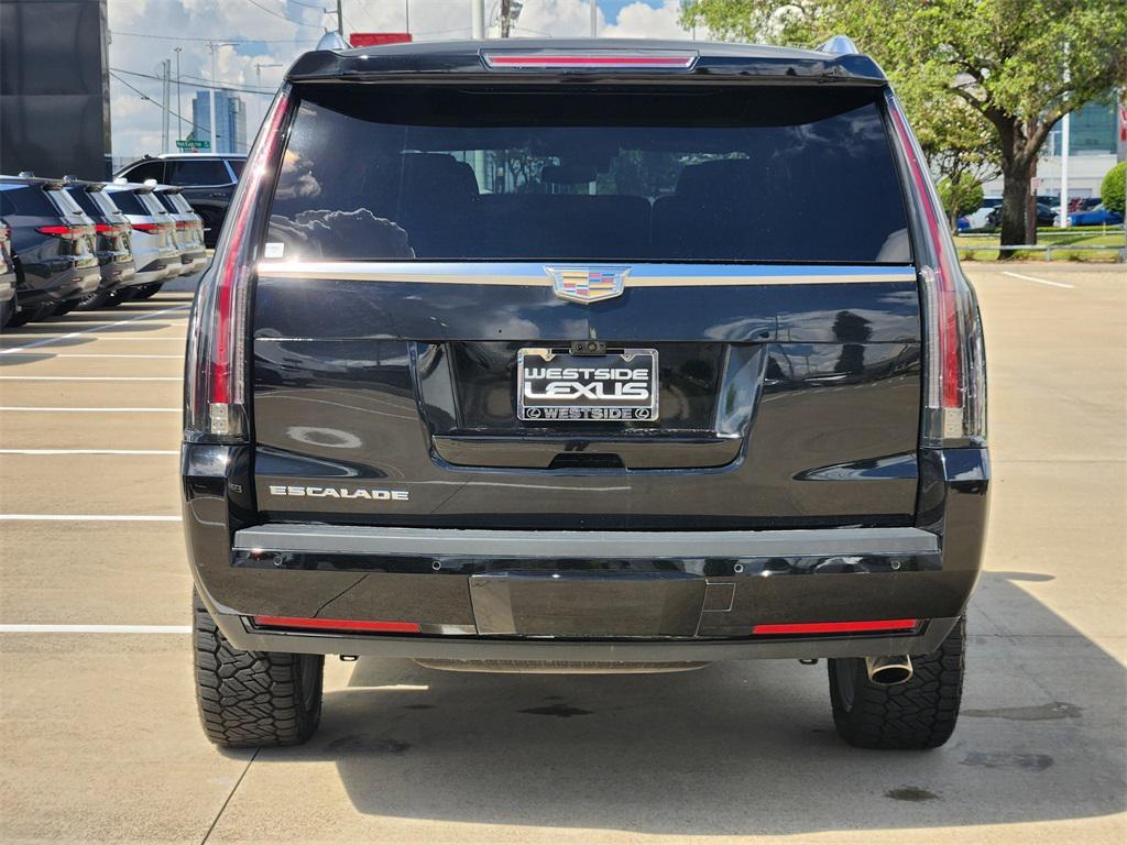 used 2020 Cadillac Escalade car, priced at $34,288