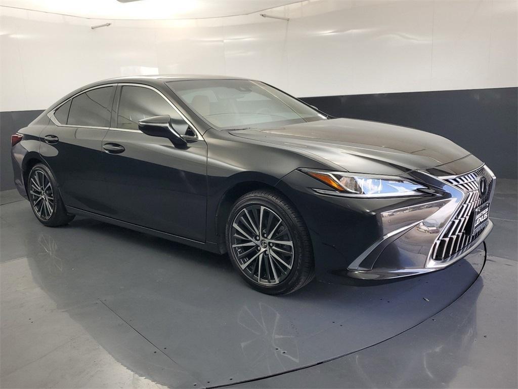 used 2024 Lexus ES 350 car, priced at $44,777