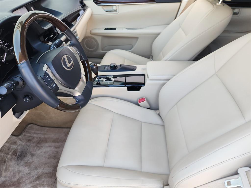 used 2013 Lexus ES 350 car, priced at $15,888