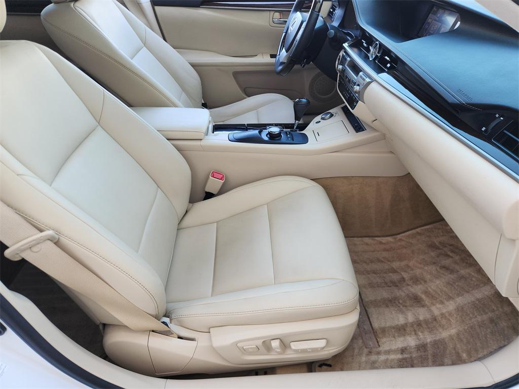 used 2013 Lexus ES 350 car, priced at $15,888