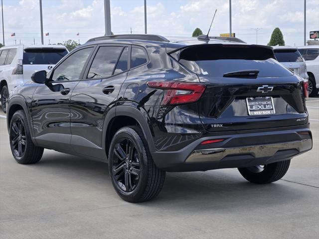 used 2025 Chevrolet Trax car, priced at $25,888