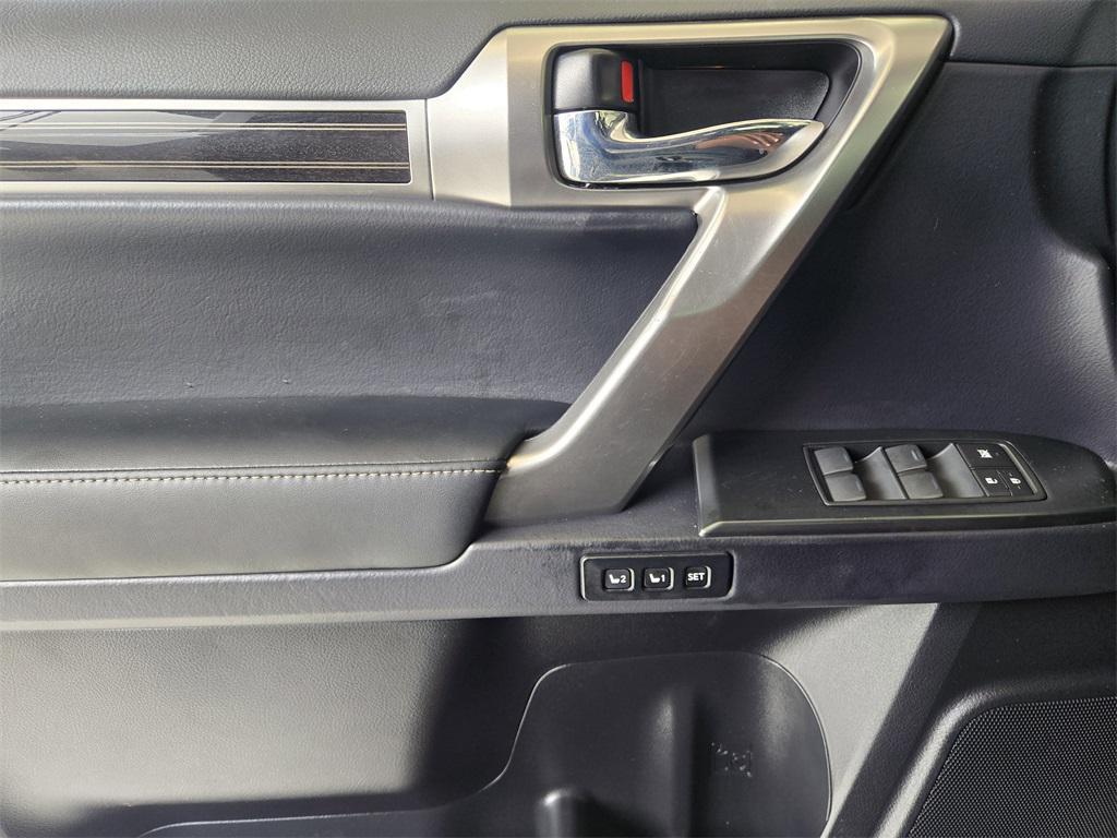 used 2023 Lexus GX 460 car, priced at $67,888