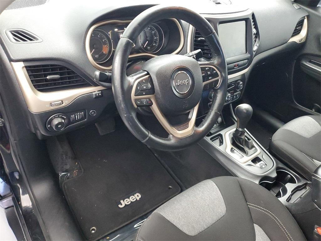 used 2014 Jeep Cherokee car, priced at $9,988