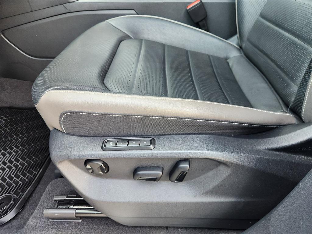 used 2023 Volkswagen Atlas car, priced at $36,777