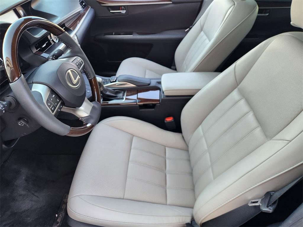 used 2018 Lexus ES 350 car, priced at $27,777