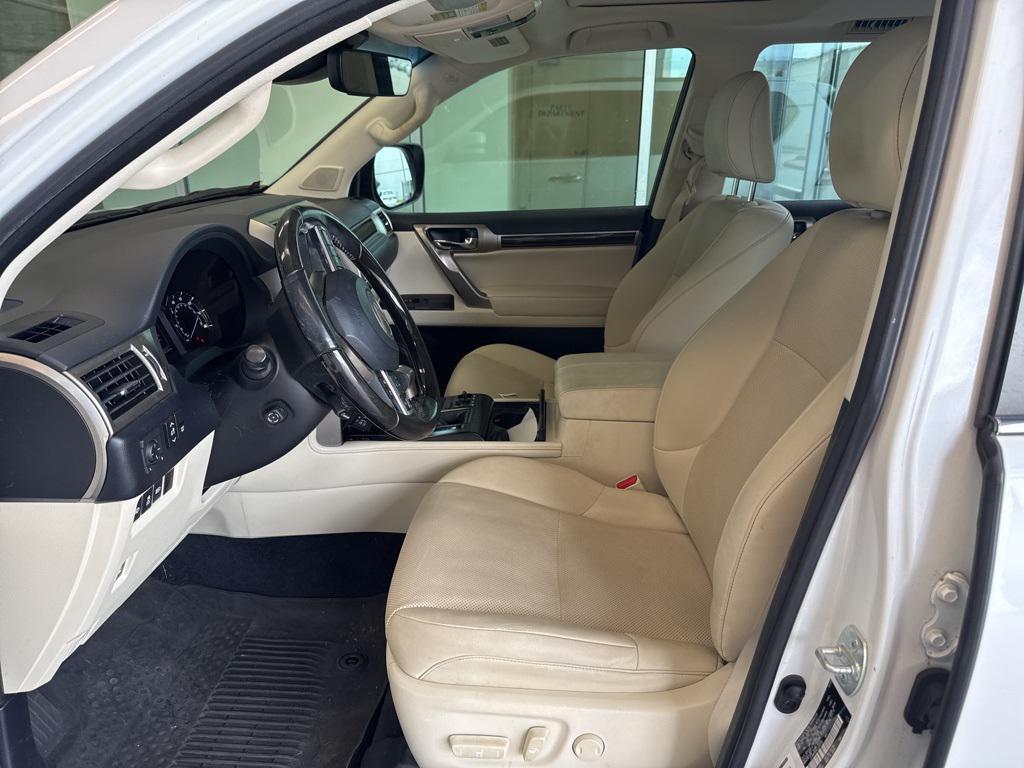 used 2020 Lexus GX 460 car, priced at $39,888