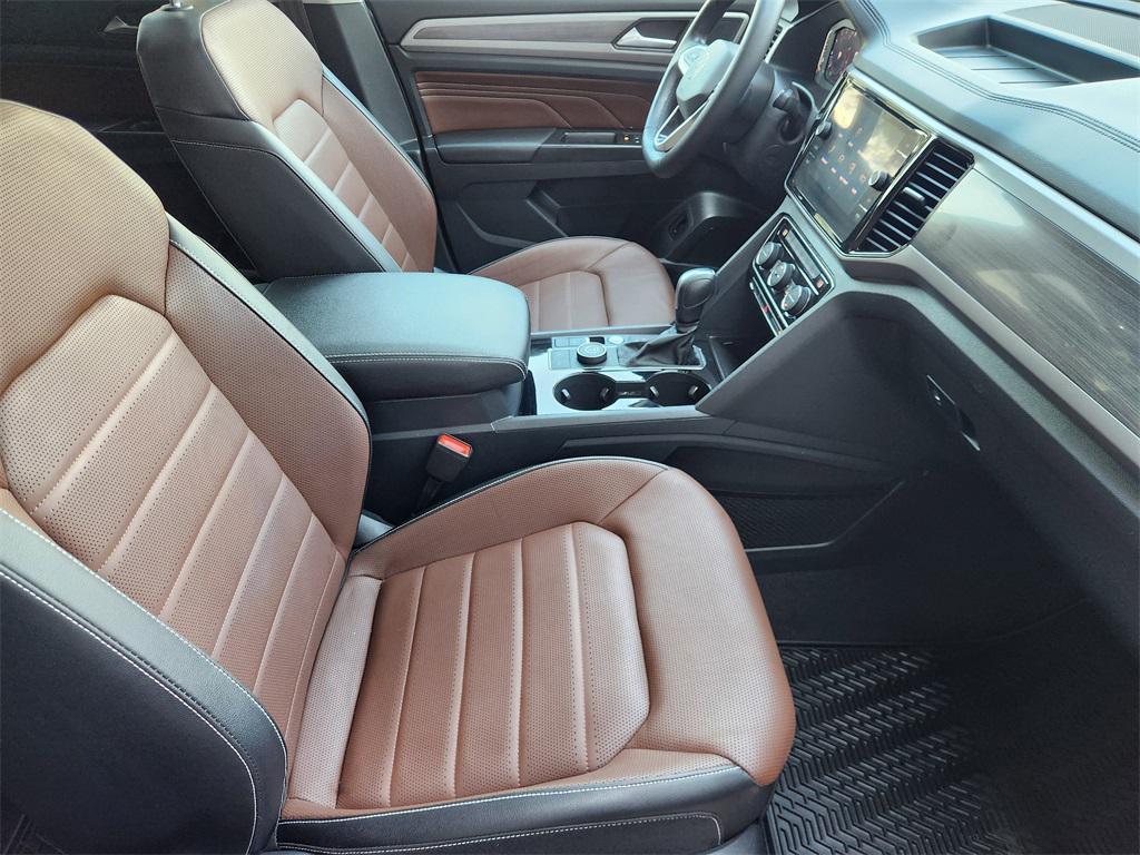 used 2021 Volkswagen Atlas car, priced at $30,201