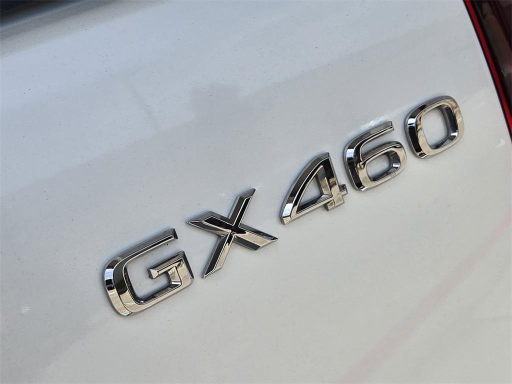 used 2022 Lexus GX 460 car, priced at $59,888